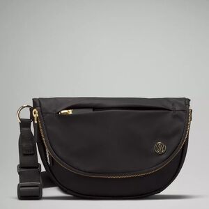 Lululemon micro all night festival bag